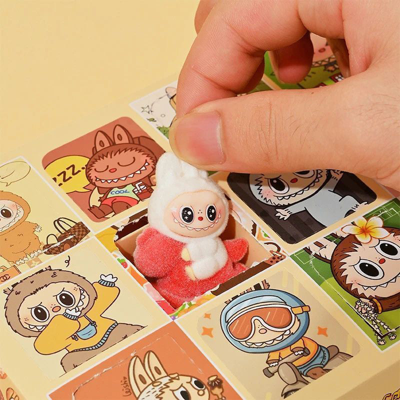 Fluffy Surprise Box – 12 Flocked Figures