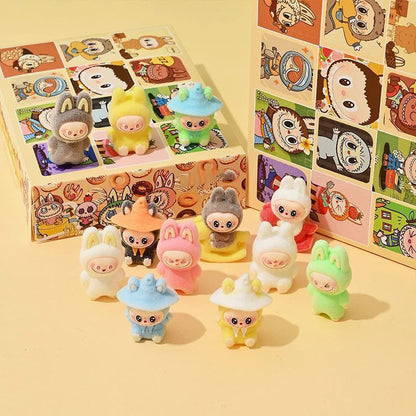 Fluffy Surprise Box – 12 Flocked Figures