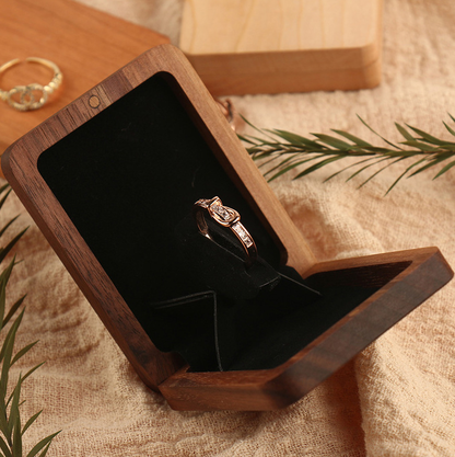 Promise Rotating Ring Box