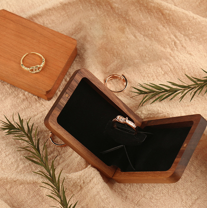 Promise Rotating Ring Box